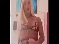 Blonde Hot TsGril