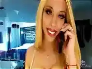 BARBIE ANDERSON HERMOSA RUBIA TRANS TETONA ARGENTINA COJIDA POR PIJUDO ENMASCARADO