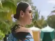 Dua Lipa - New Rules (Official Music Video)