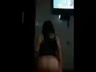 Gisella Travesti de Closet Madura y su baile del tubo