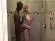 Lucky BBC Fucks Mature Perfect Body TILF in Shower