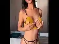 Sexy in yellow