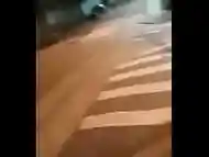 Soraia P&eacute_rola se exibindo na rua