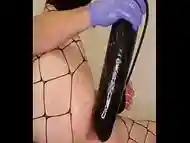 Tranny adora dildo infl&aacute_vel de bal&atilde_o de l&aacute_tex gigante dildo de bomba