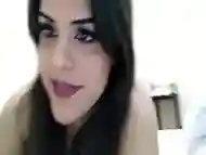 Travesti caliente bien putita cogi&eacute_ndose sola con un consolador