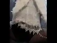 Una travesti vestida de angelita