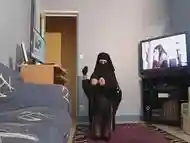 seins nus en djilbab et niqab