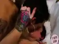 Inked up lesbo ts chicks sucking dick