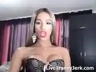 nahominaughty Ts Cam Show